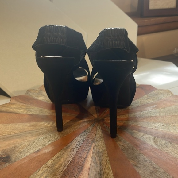 Diane Von Furstenberg Black suede Platform Heeled Sandals size 7 1/2 - Picture 5 of 11